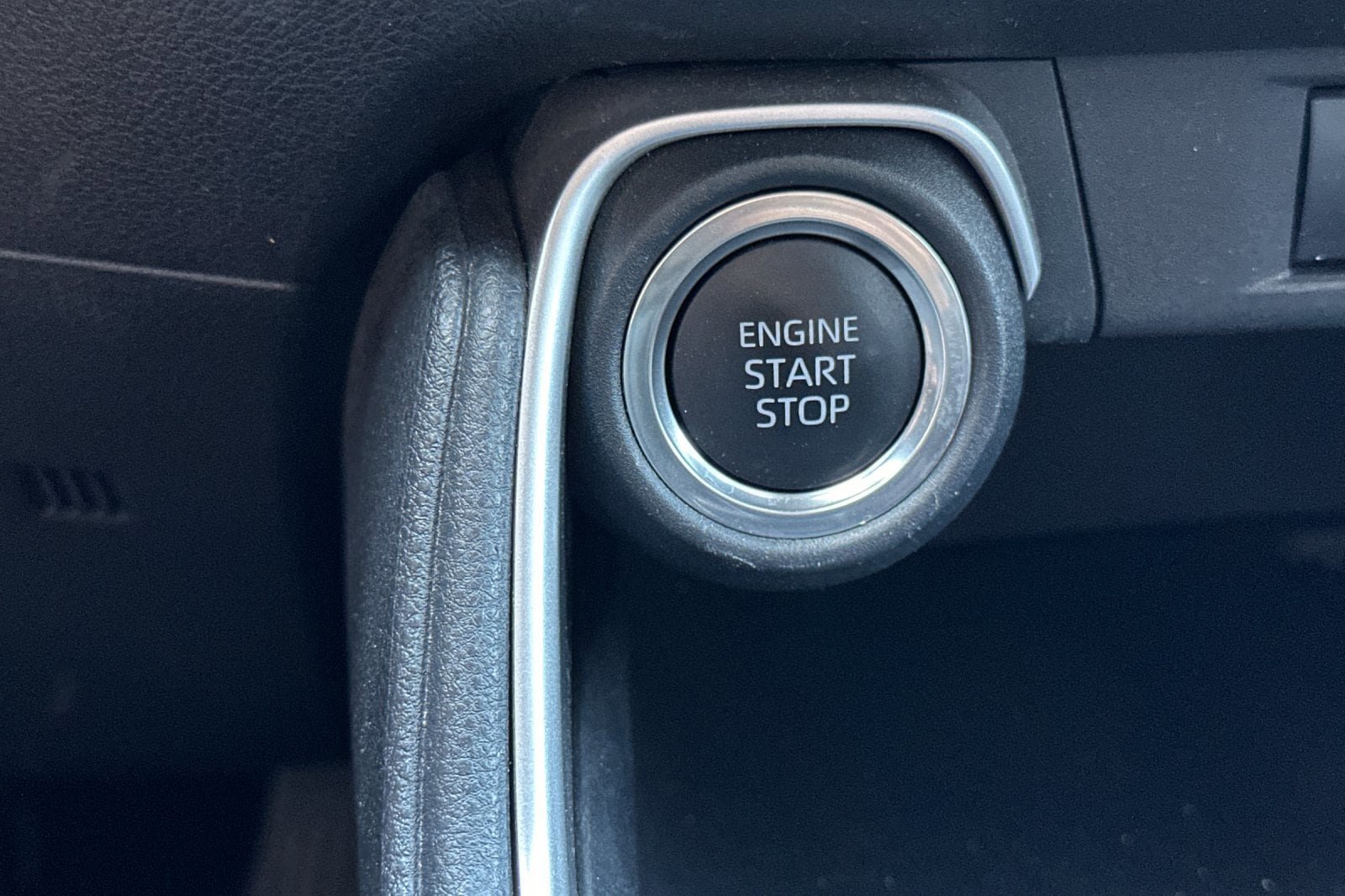 Certified 2025 Toyota Grand Highlander FWD image 23