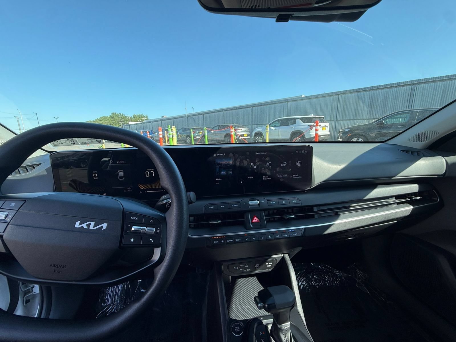 Used 2025 Kia K4 FWD image 16