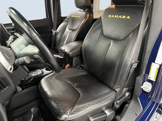 Used 2013 Jeep Wrangler Unlimited Sahara w/ Dual Top Group AWD/4WD image 23