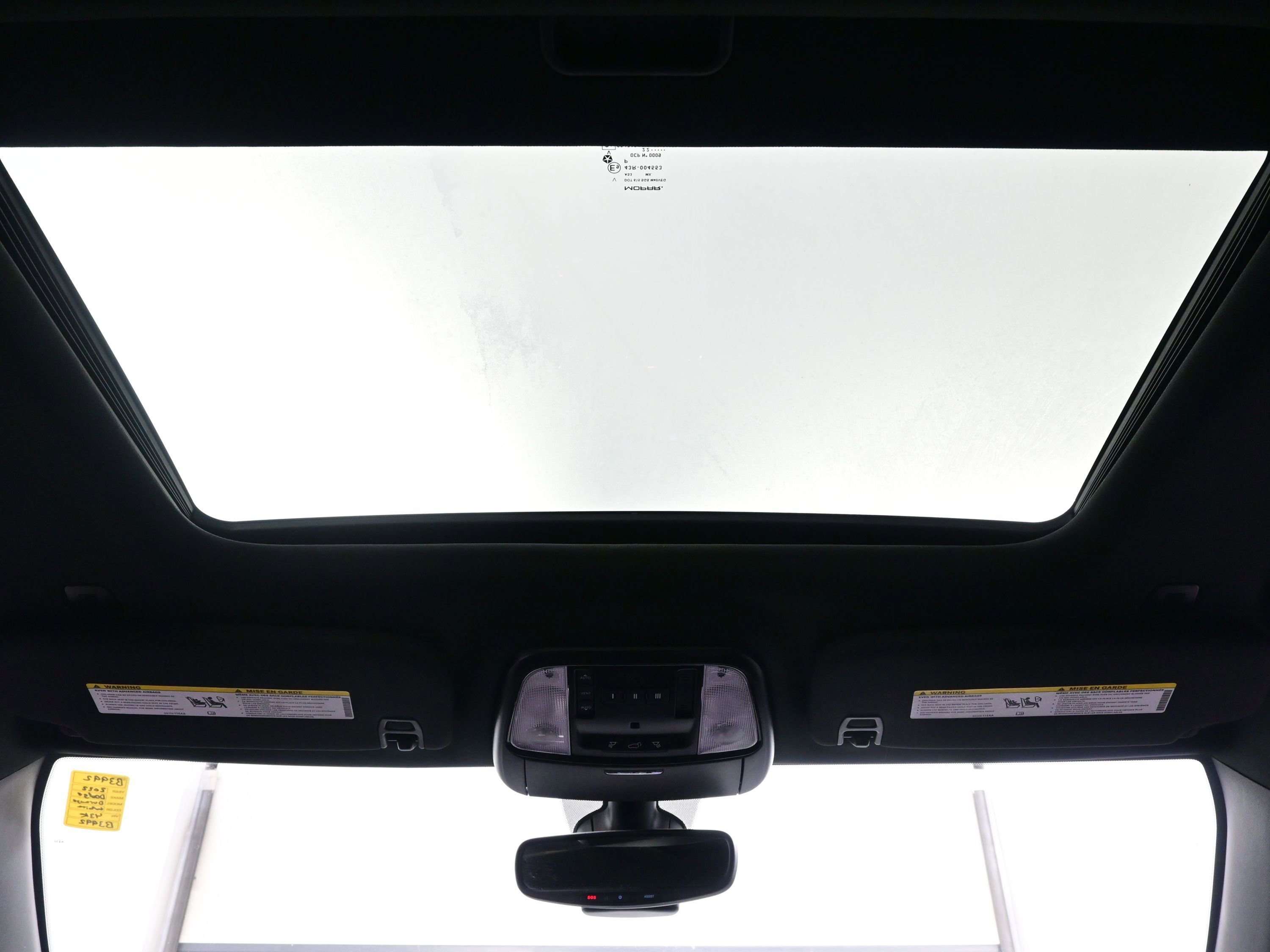 Used 2022 Dodge Durango R/T w/ Blacktop Package image 19