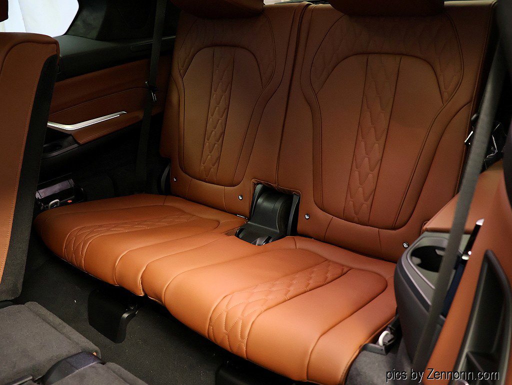 Used 2026 BMW X7 xDrive40i image 13