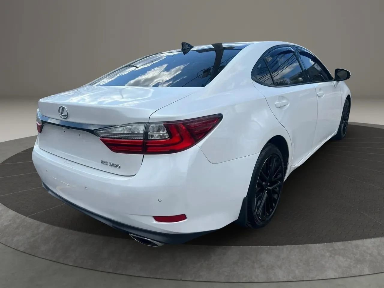 Used 2016 Lexus ES 350 FWD image 5