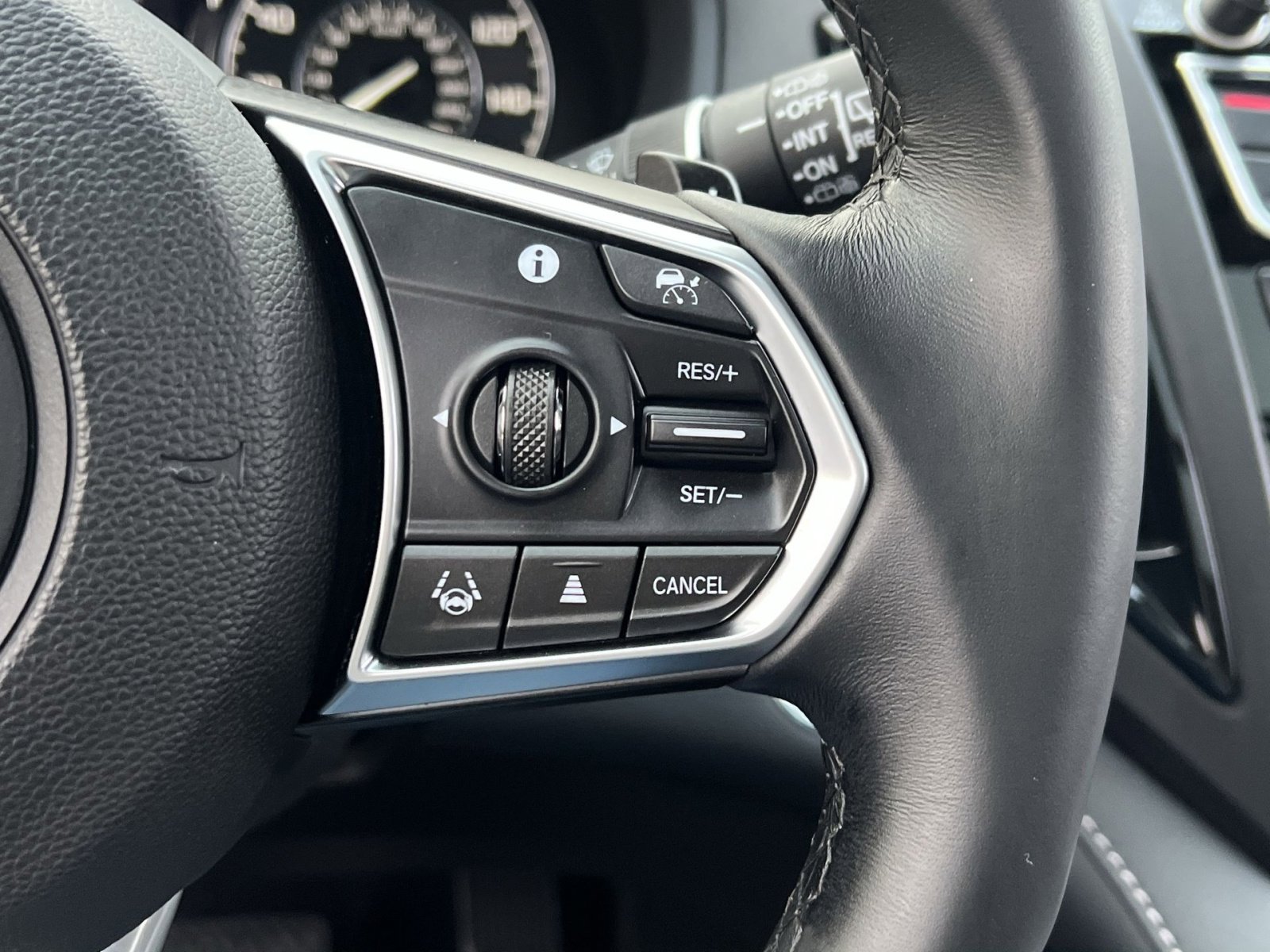 Used 2022 Acura RDX Technology Package image 29