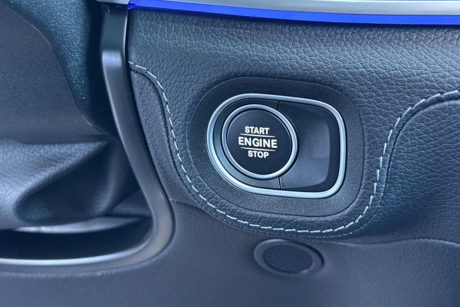 Certified 2024 Mercedes-Benz GLE 450e 4MATIC image 35