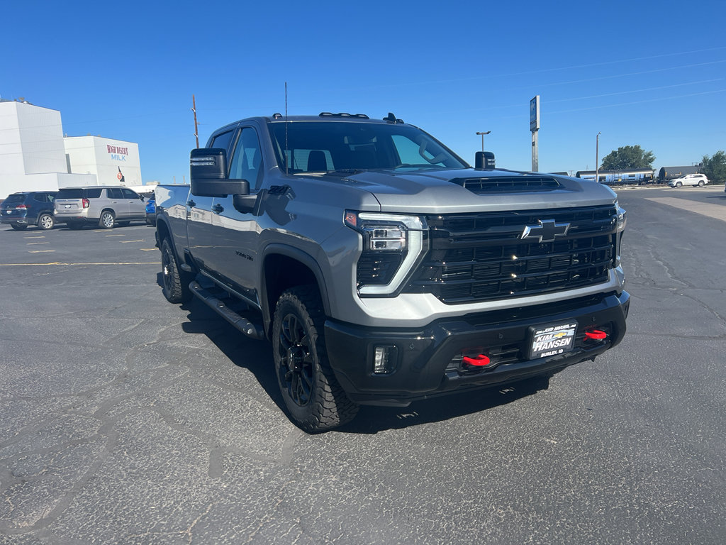 New 2026 Chevrolet Silverado 3500 LT w/ Trail Boss Package