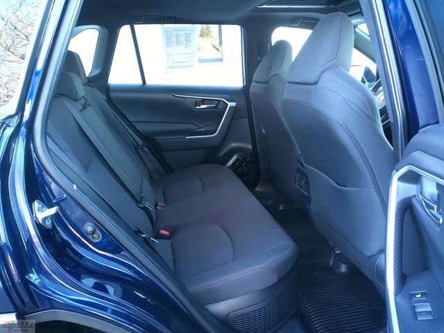 Used 2023 Toyota RAV4 SE w/ Weather & Moonroof Package image 30