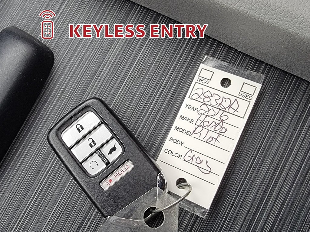 Used 2016 Honda Pilot Touring image 37