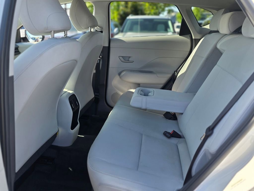 Certified 2025 Hyundai Kona SEL FWD image 16