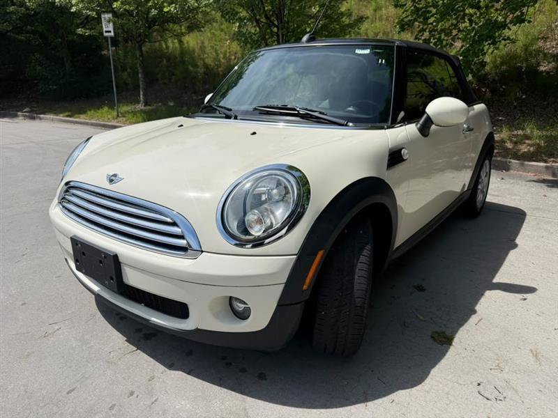 Used 2009 MINI Cooper Convertible FWD image 3