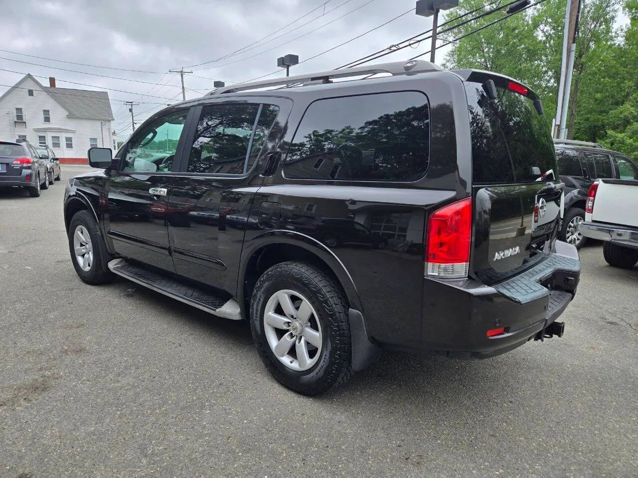 Used 2012 Nissan Armada SV image 40