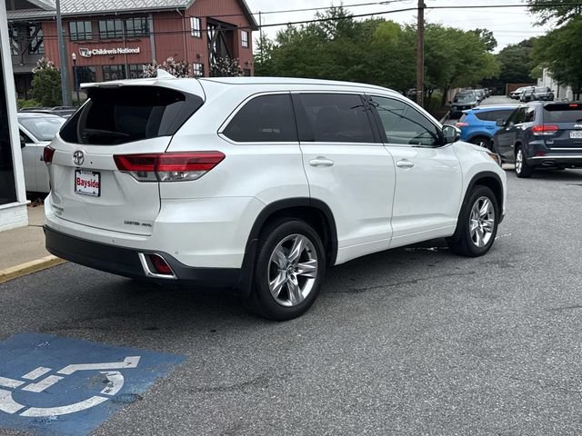 Used 2018 Toyota Highlander Limited AWD/4WD image 34