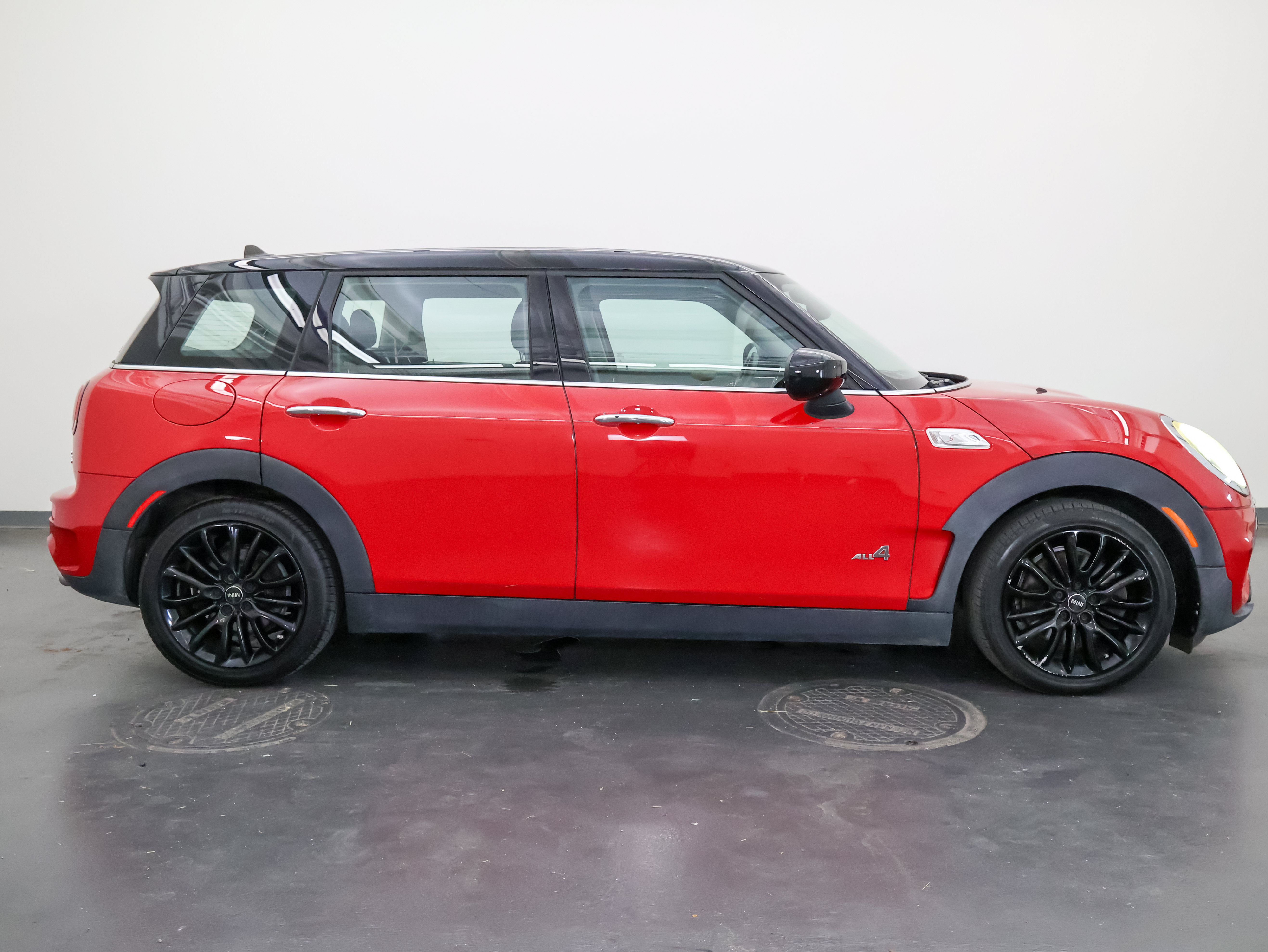 Used 2020 MINI Cooper Clubman S AWD/4WD image 2