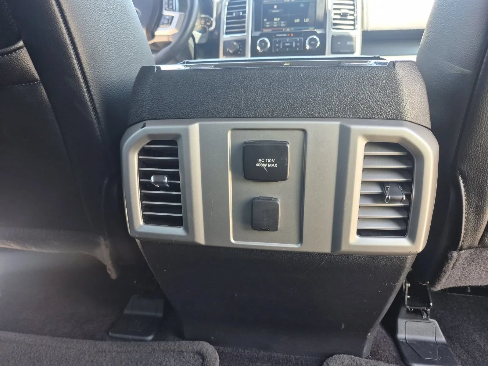 Used 2015 Ford F150 Lariat AWD/4WD image 24