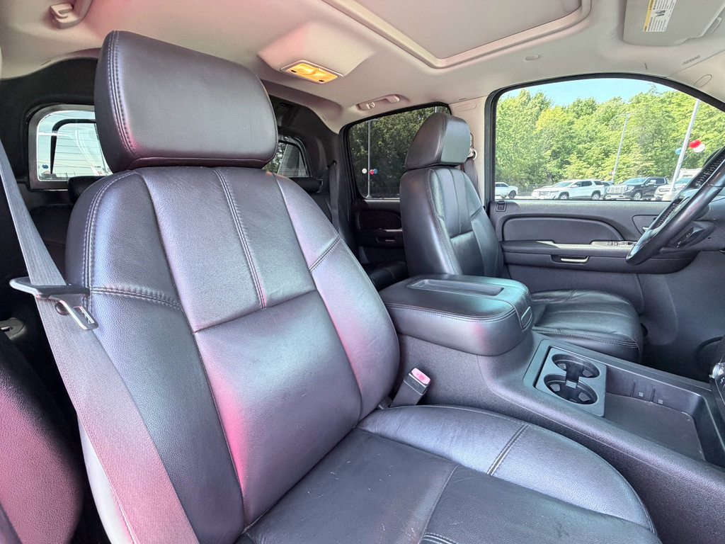 Used 2007 Chevrolet Avalanche LT w/ LT Preferred Equipment Group image 24