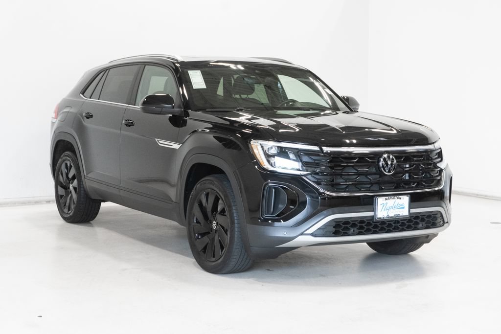 Used 2024 Volkswagen Atlas Cross Sport SE w/ Panoramic Sunroof Package AWD/4WD image 6