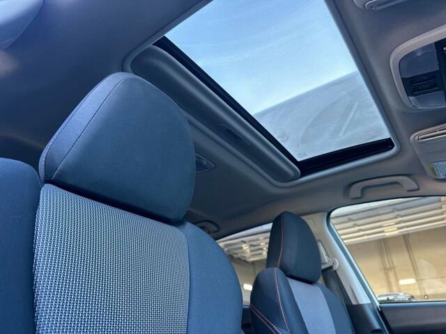 Used 2023 Subaru Crosstrek 2.0i Premium image 19