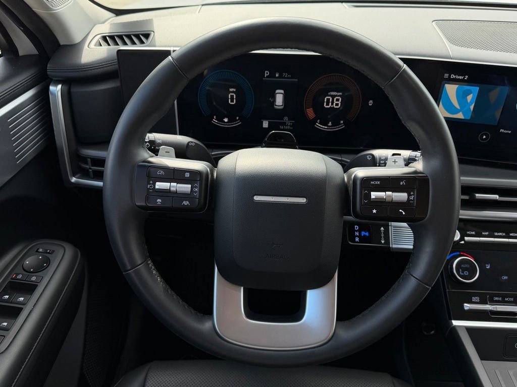 Used 2025 Hyundai Santa Fe SEL image 17