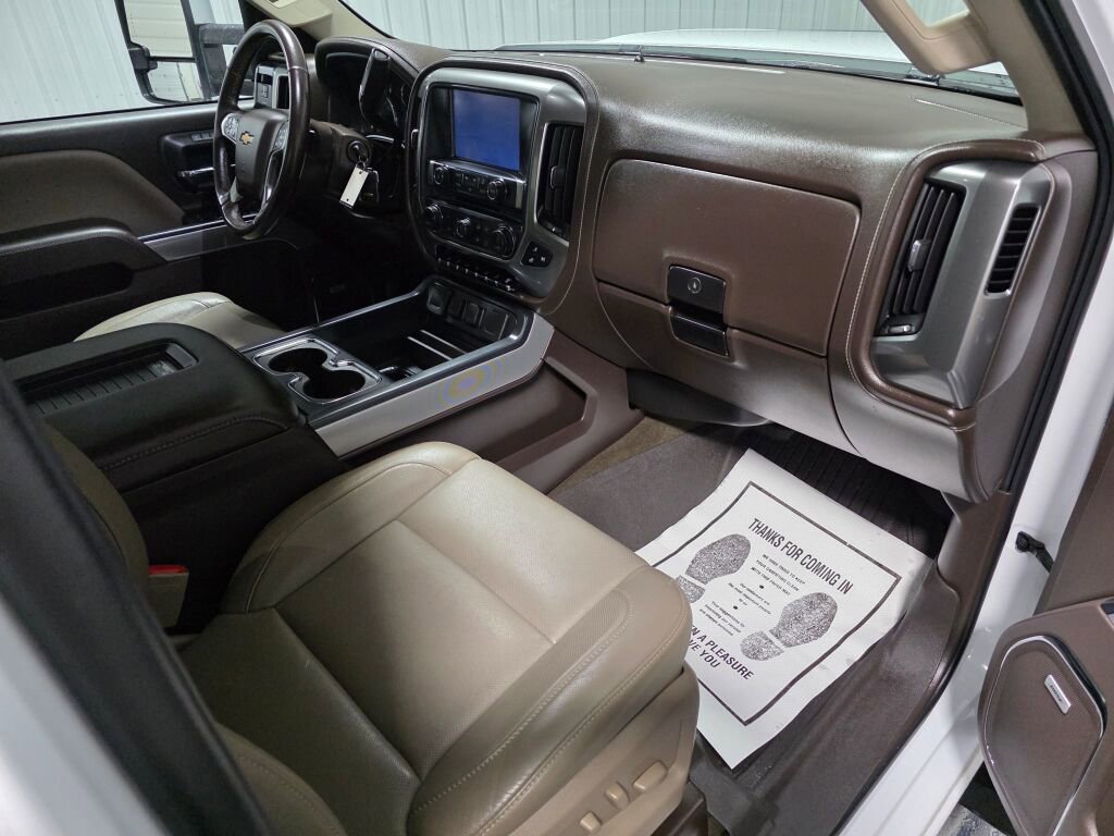 Used 2018 Chevrolet Silverado 2500 LTZ w/ Duramax Plus Package AWD/4WD image 8