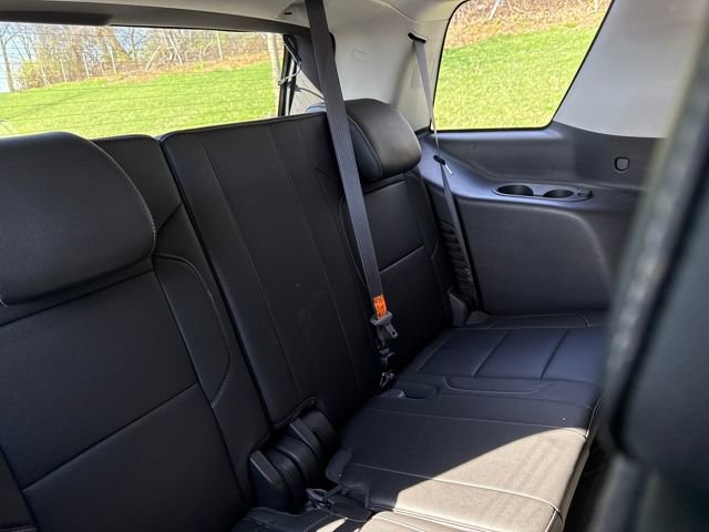 Used 2017 Chevrolet Tahoe LT w/ LT Signature Package image 16