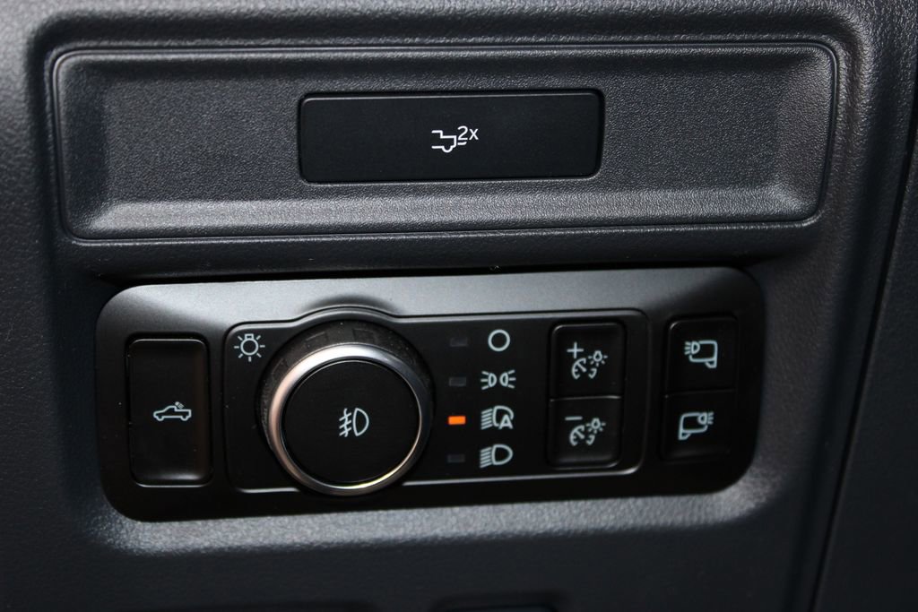 New 2026 Ford F150 Lariat w/ Equipment Group 501A Mid image 38