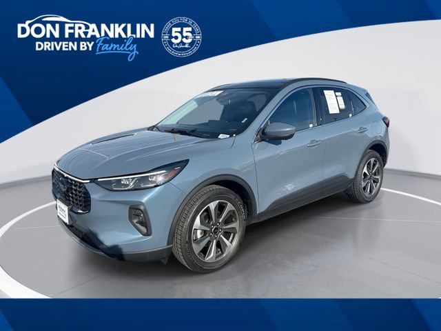 Used 2024 Ford Escape Platinum image 1