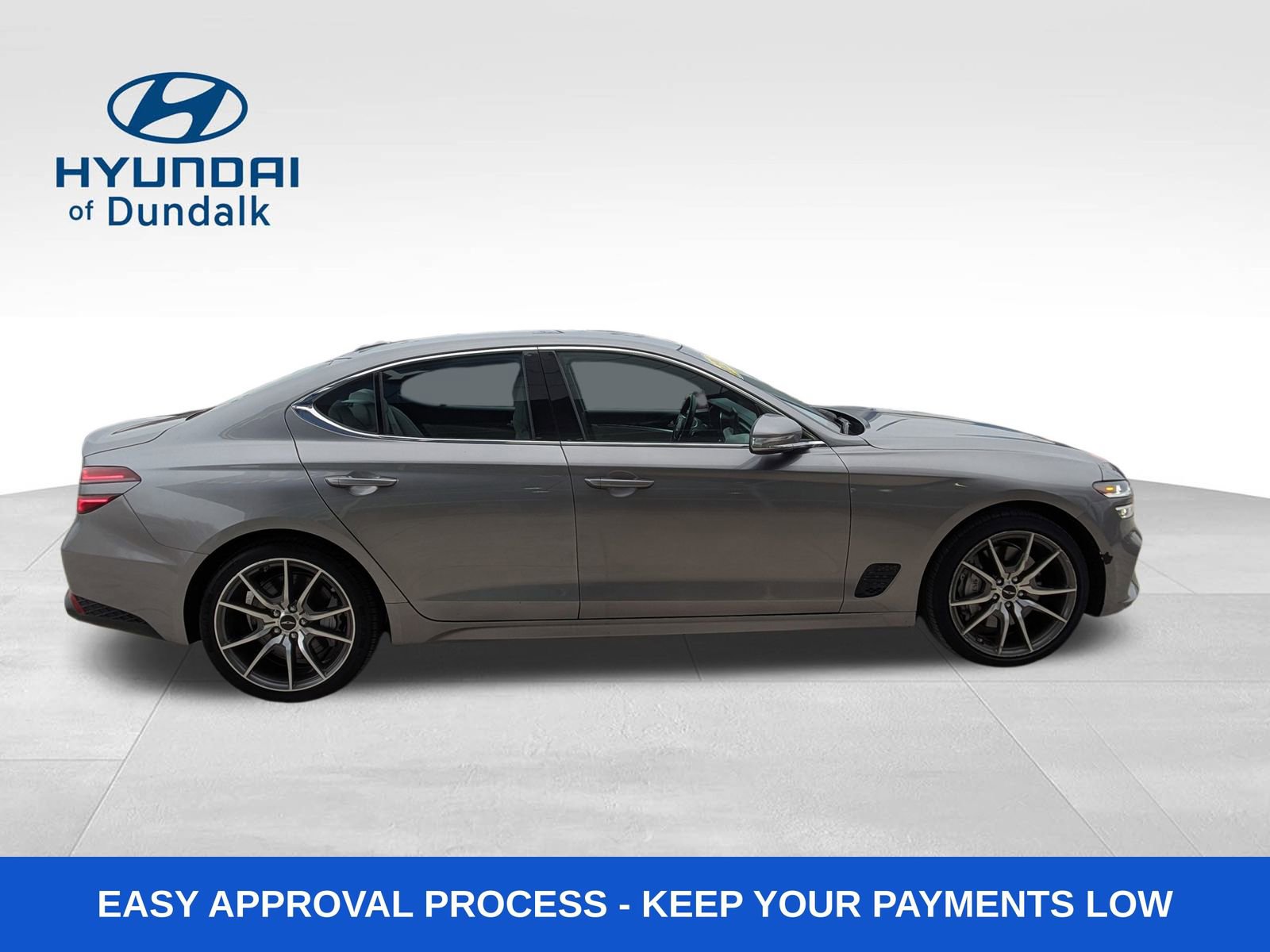 Used 2024 Genesis G70 2.5T image 5