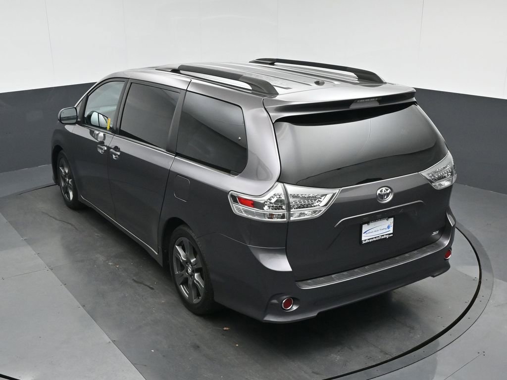 Used 2017 Toyota Sienna SE w/ SE Preferred Package image 74