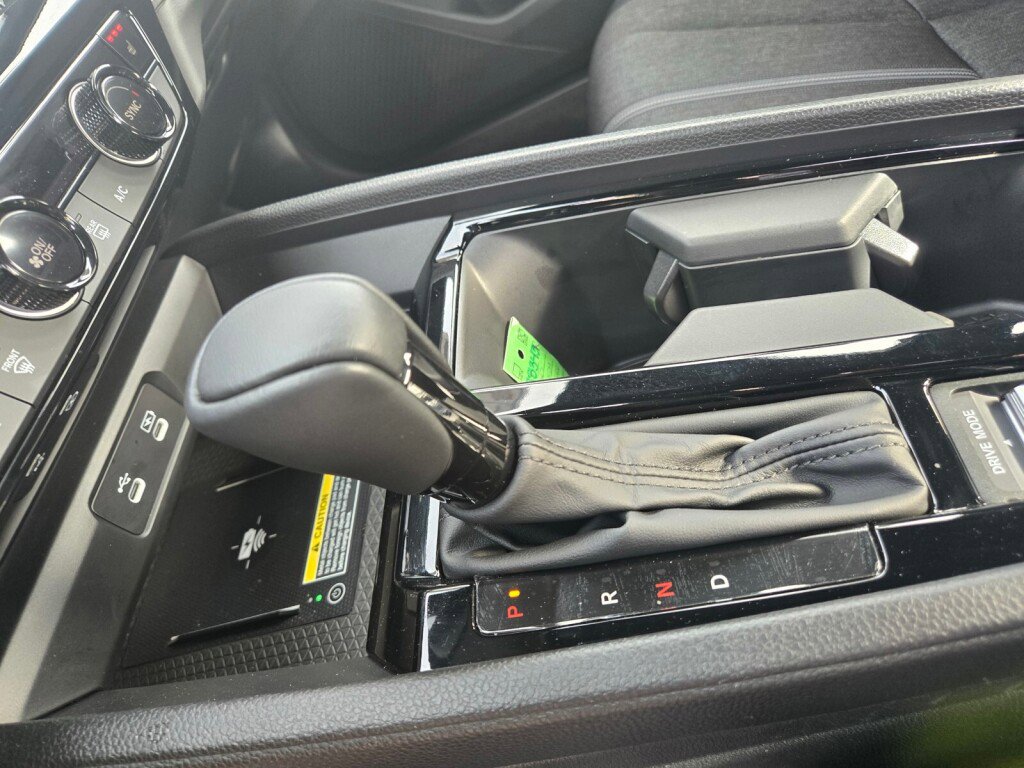 Used 2025 Honda Accord Sport image 18