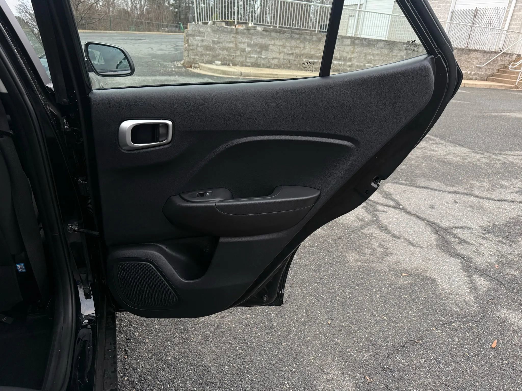 Used 2023 Hyundai Venue SE w/ Cargo Package image 23