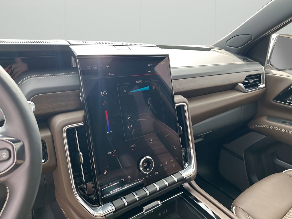 New 2026 GMC Yukon XL Denali Ultimate image 36