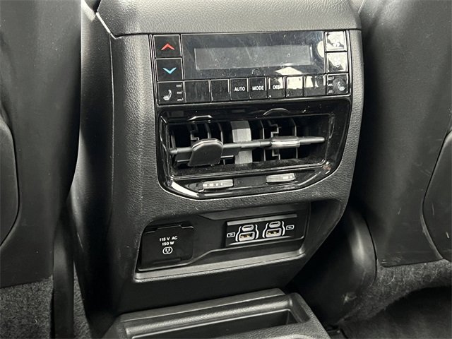 Certified 2023 Jeep Grand Cherokee L Limited image 39