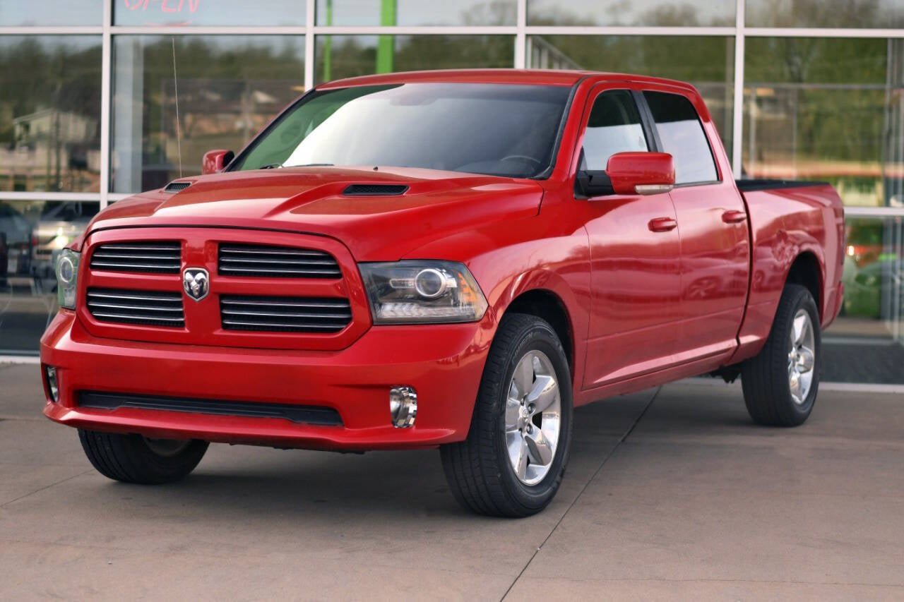 Used 2017 RAM 1500 Sport image 3