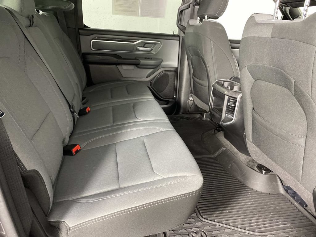 Used 2023 RAM 1500 4x4 Crew Cab image 11