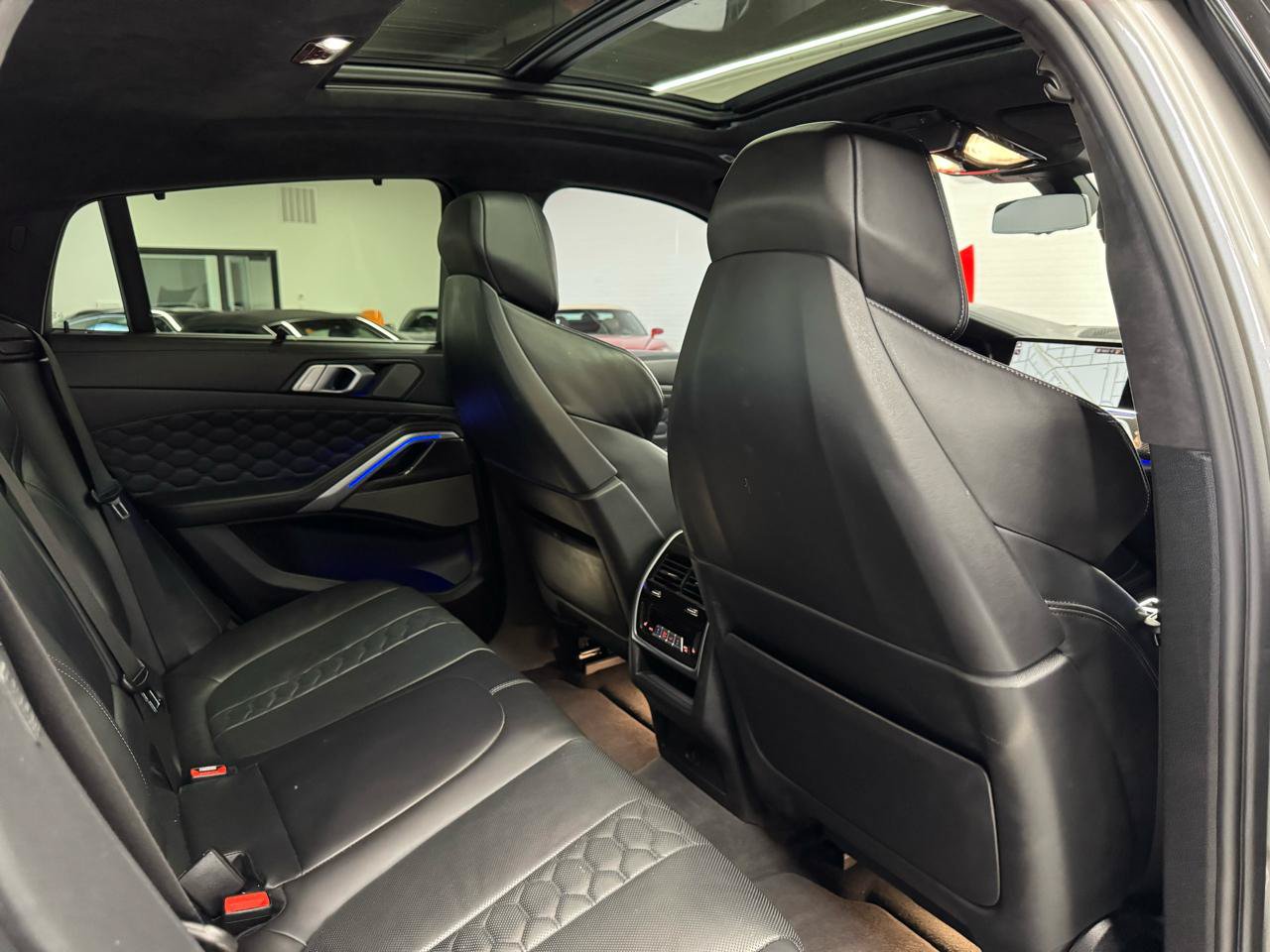 Used 2021 BMW X6 M w/ Executive Package AWD/4WD image 69