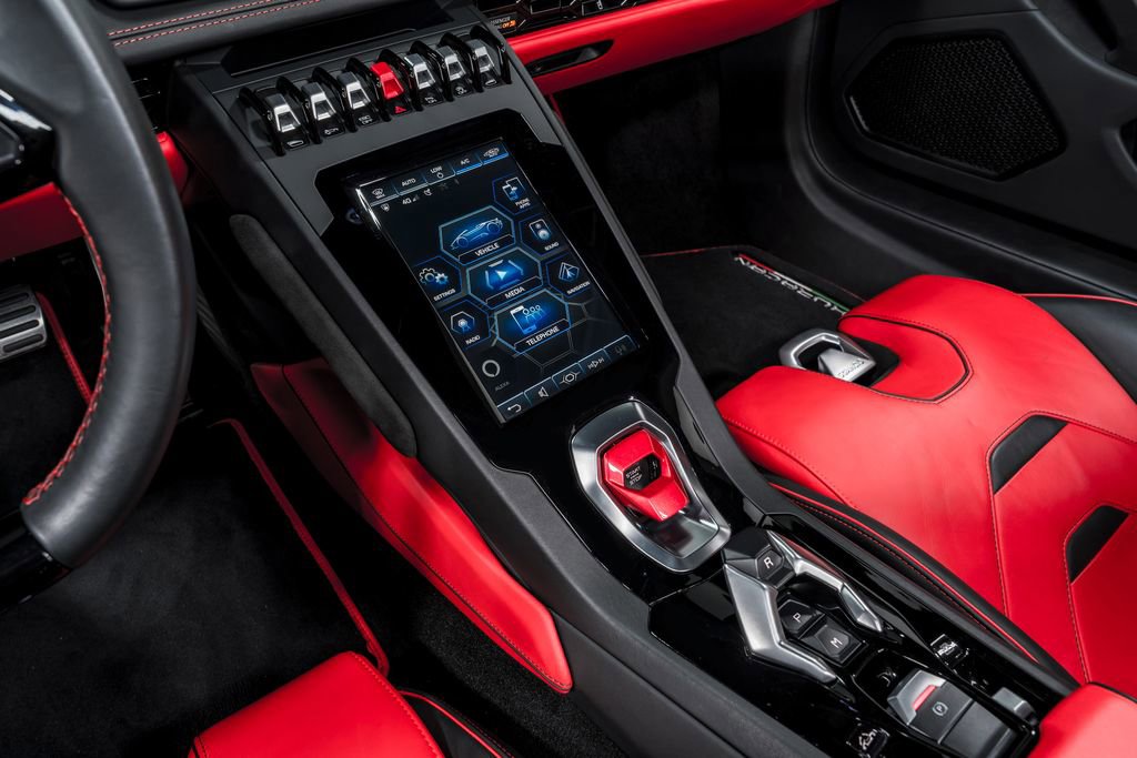 Used 2022 Lamborghini Huracan EVO RWD image 23