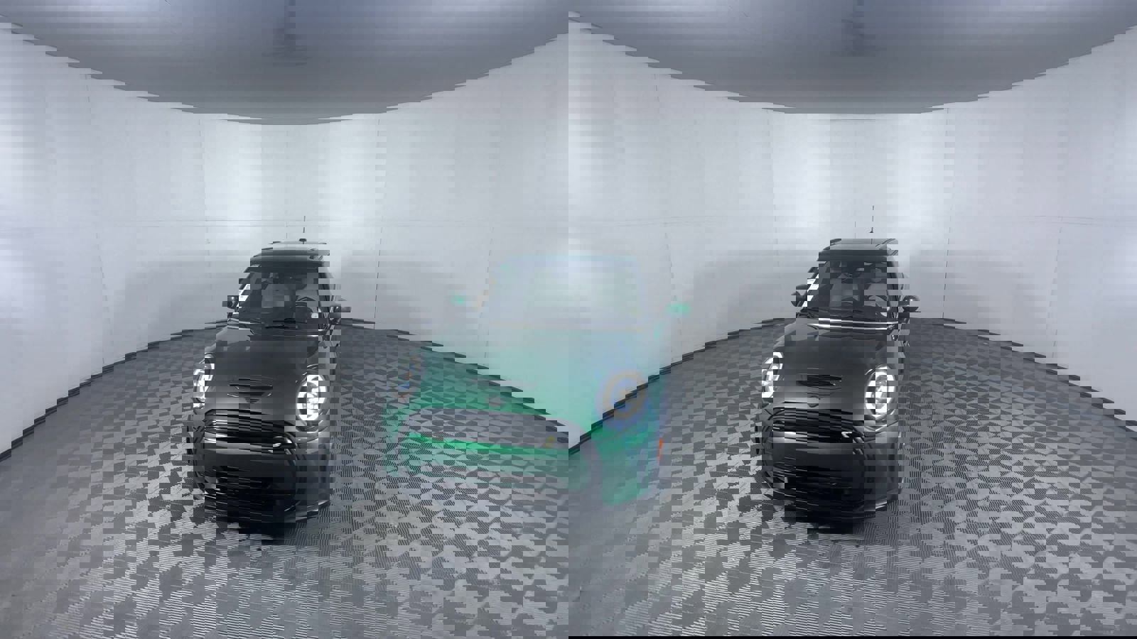 Used 2022 MINI Cooper SE image 3