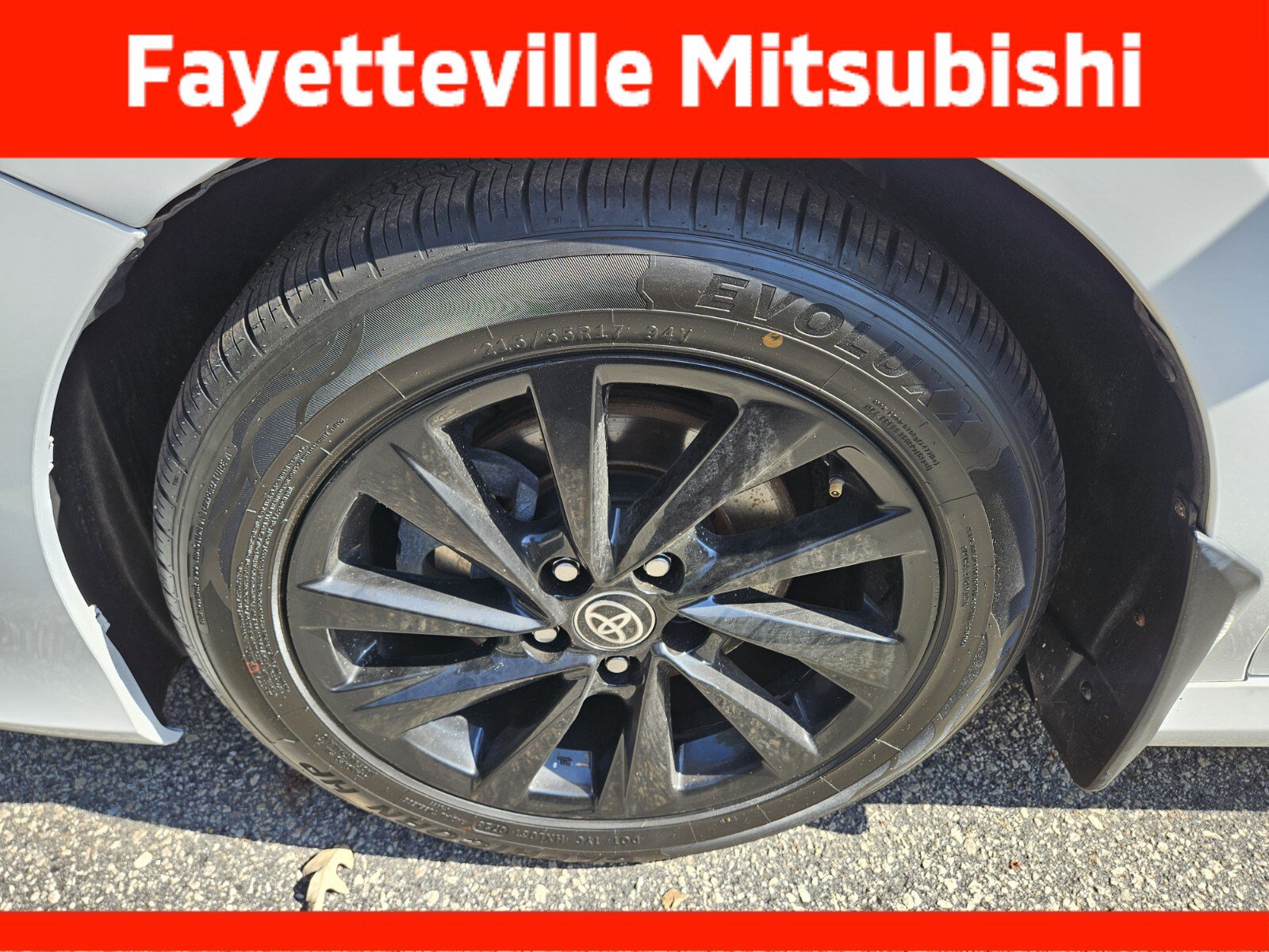 Used 2024 Toyota Camry LE AWD/4WD image 7