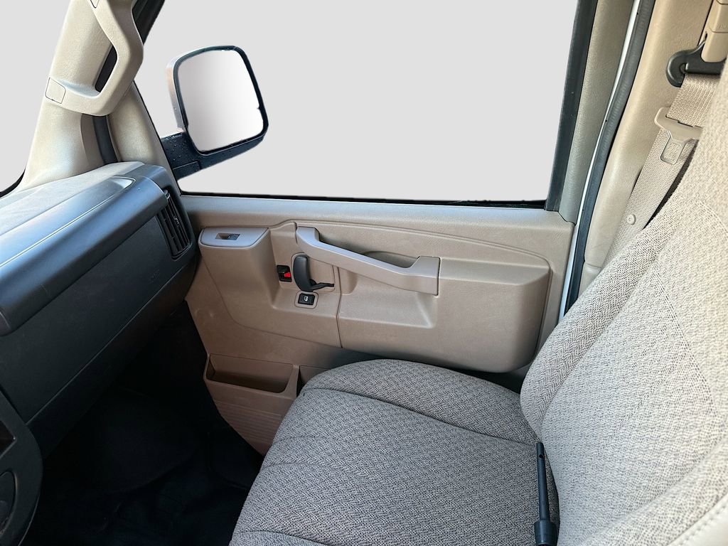 Used 2023 Chevrolet Express 2500 w/ Driver Convenience Package RWD image 21