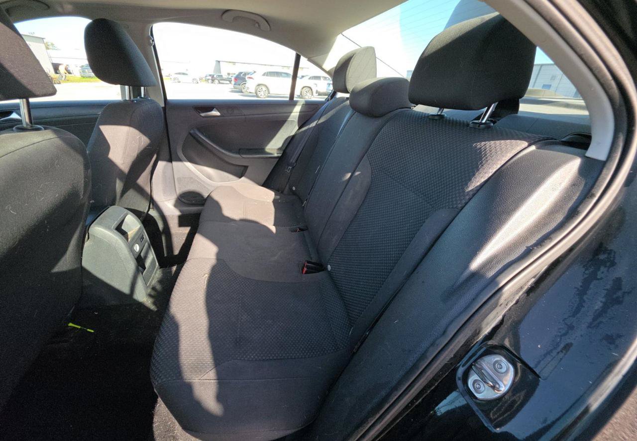 Used 2014 Volkswagen Jetta S FWD image 11