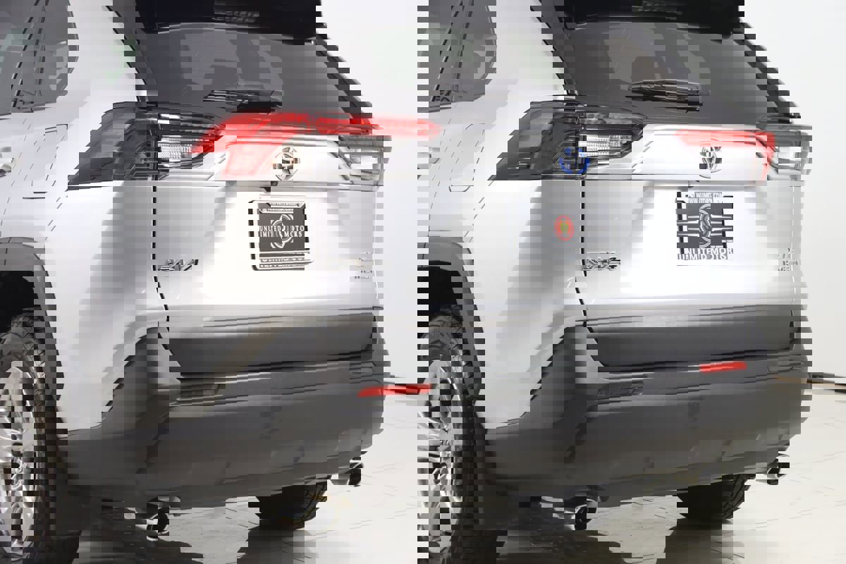 Used 2024 Toyota RAV4 XLE w/ Convenience Package AWD/4WD image 22