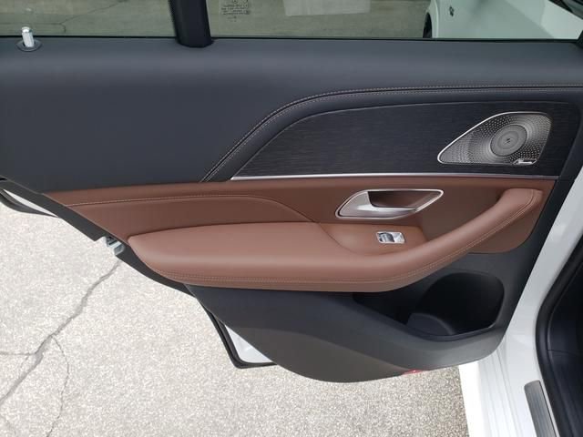 New 2025 Mercedes-Benz GLE 53 AMG 4MATIC Coupe image 13