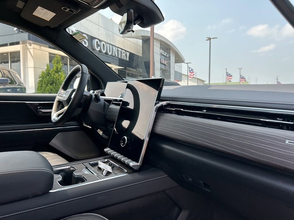 New 2025 GMC Sierra EV Denali image 40