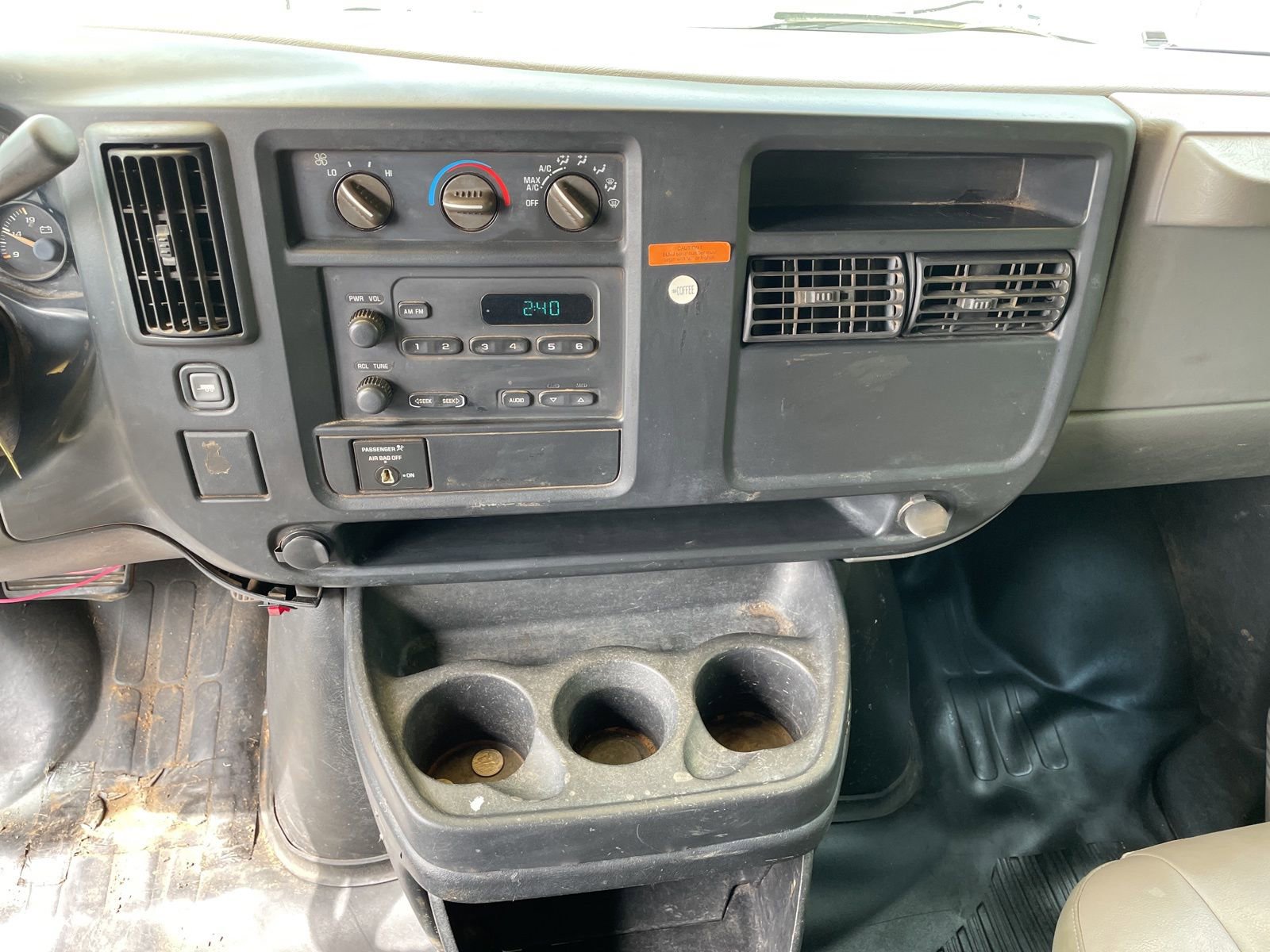 Used 2003 Chevrolet Express 3500 Extended image 14