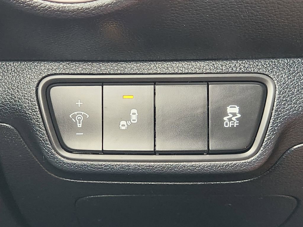 Certified 2022 Kia Forte GT image 23