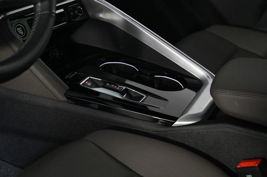 Used 2025 Audi Q5 Premium AWD/4WD image 20