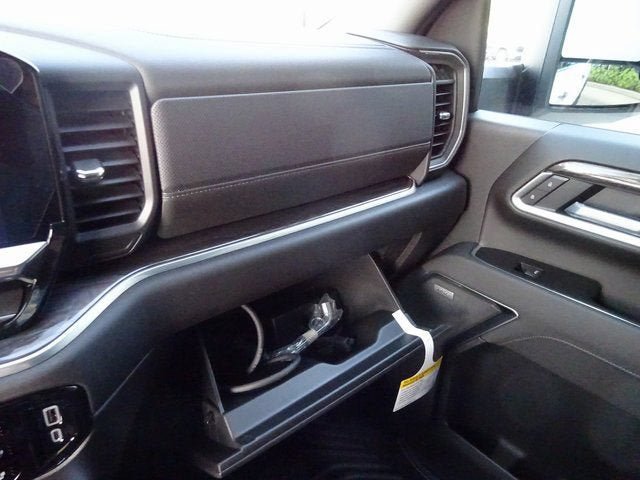 New 2026 Chevrolet Silverado 2500 LTZ w/ LTZ Premium Package AWD/4WD image 28