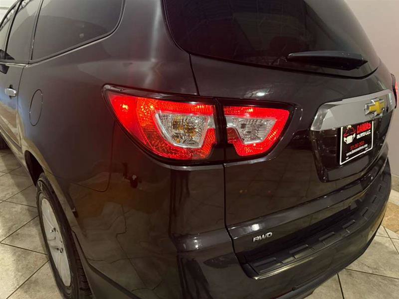 Used 2016 Chevrolet Traverse LS image 41