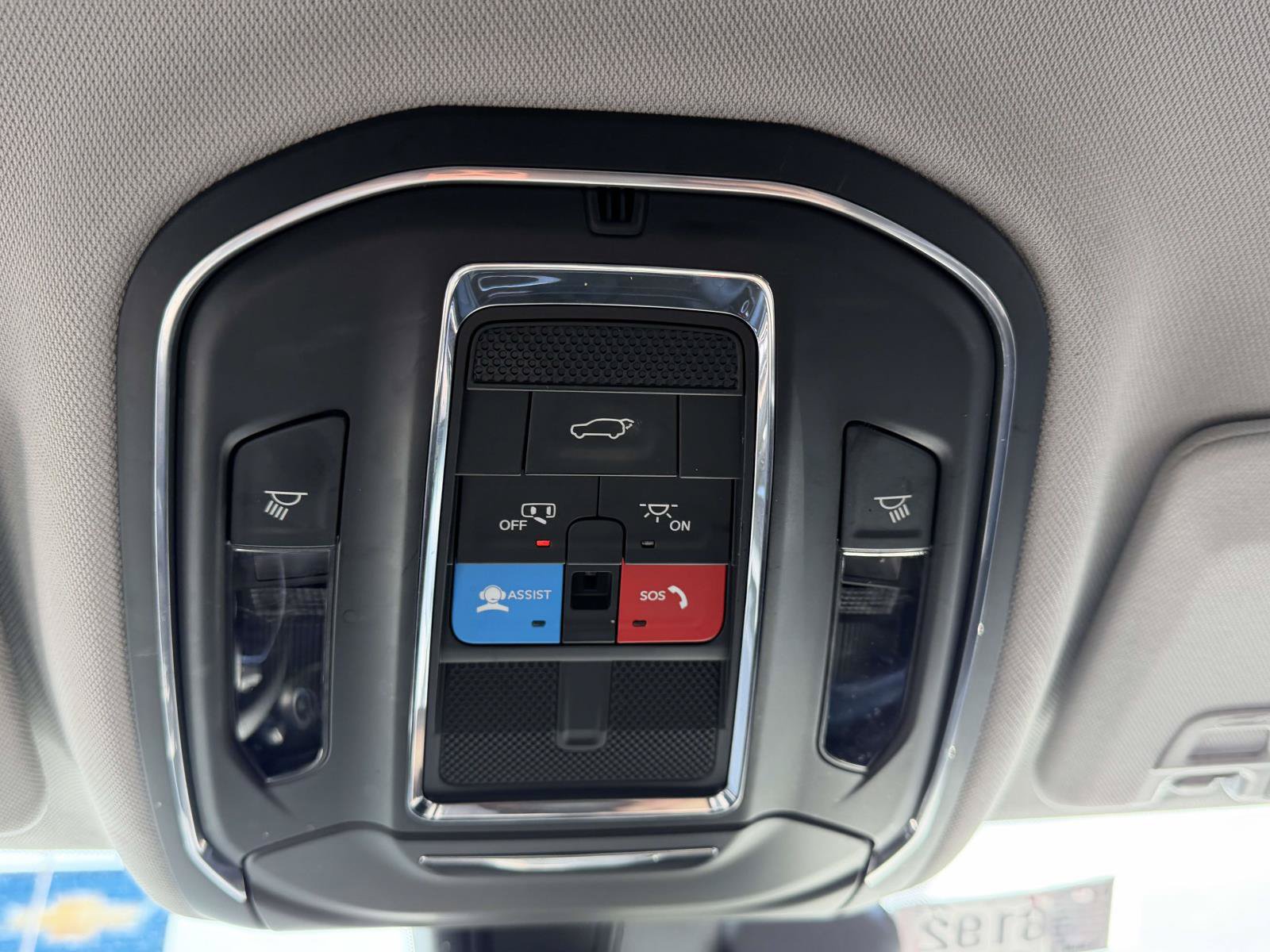 Used 2023 Jeep Grand Cherokee Limited AWD/4WD image 31