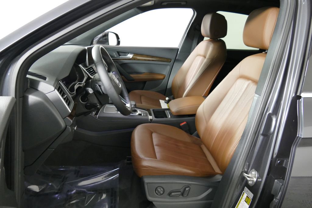 Used 2019 Audi Q5 2.0T Premium Plus w/ Premium Plus Package image 22