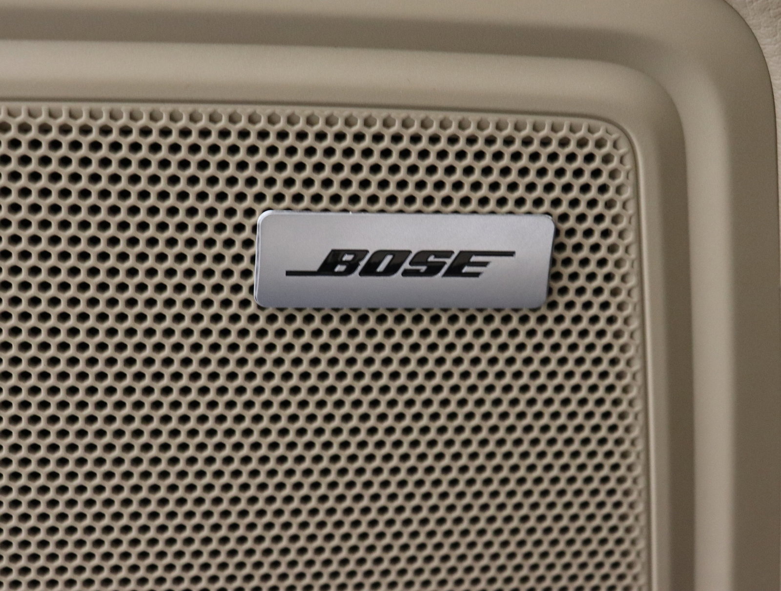 Used 2025 Porsche Macan image 27